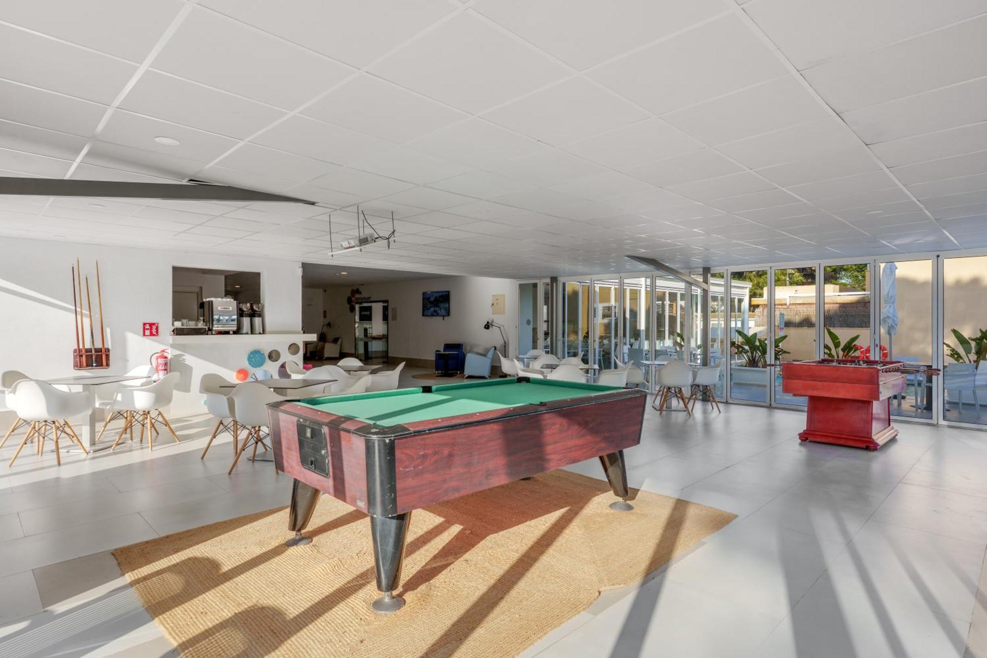 Bluewater Hotel Colonia de Sant Jordi Buitenkant foto